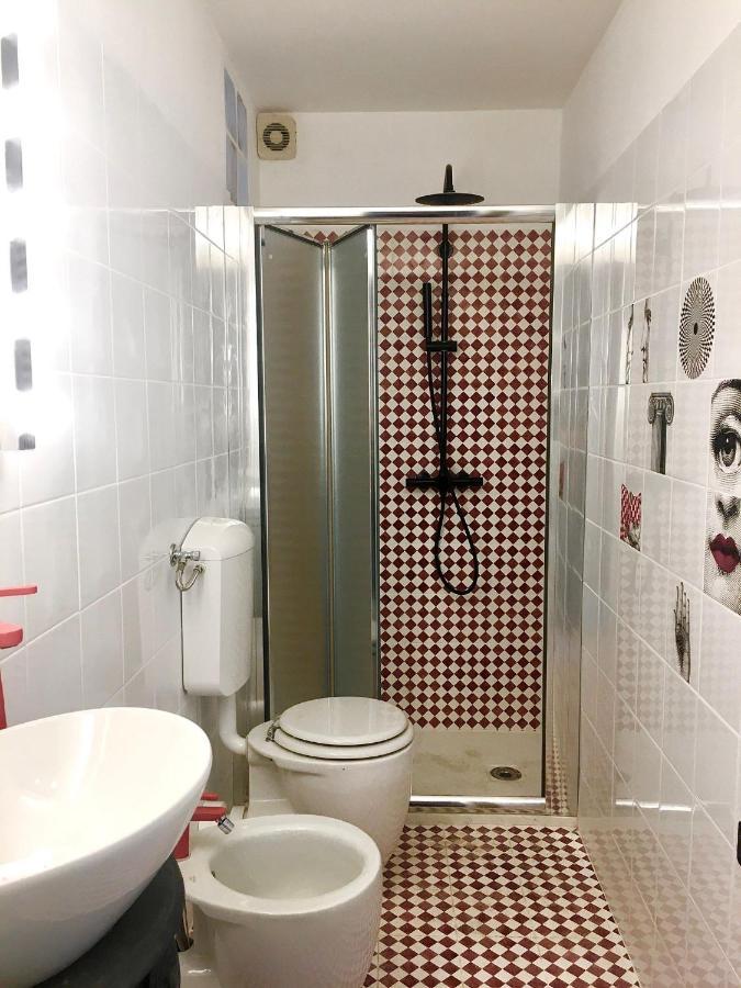 L'Ora Delle Streghe B&B Centralissimo Λιβόρνο Εξωτερικό φωτογραφία