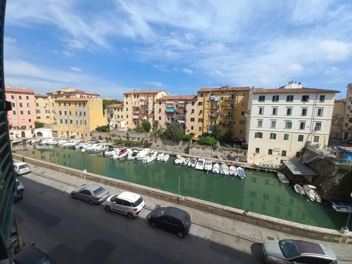L'Ora Delle Streghe B&B Centralissimo Λιβόρνο Εξωτερικό φωτογραφία
